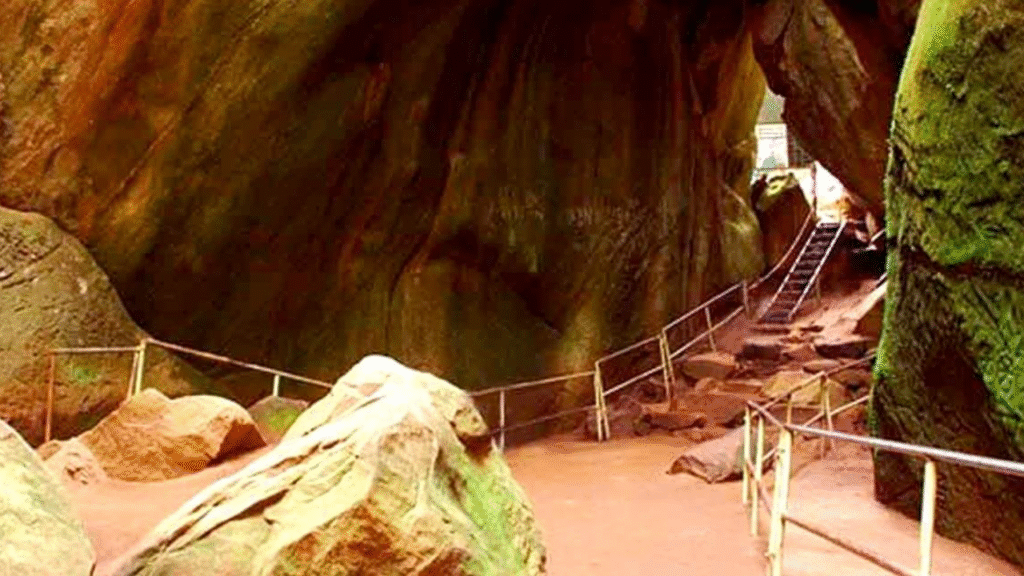 Edakkal Caves Photos